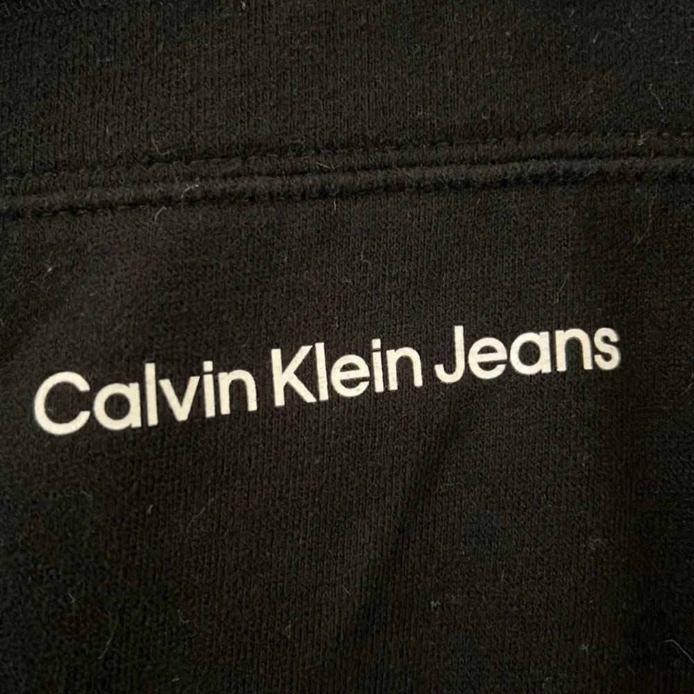Calvin Klein jogger. Size medium